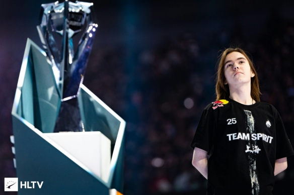 LPL宣布将与多位法国主播合作，开发春季季后赛法语解说