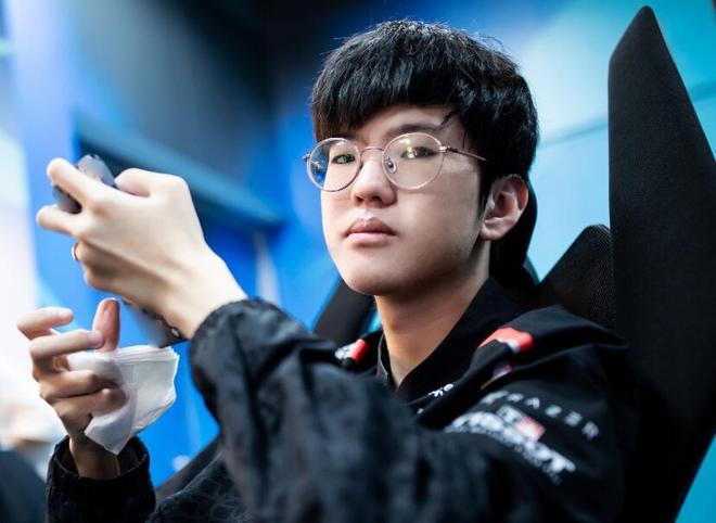 EDG近几个赛季都对RA保持着全胜，本赛季EDG的场均时长和血腥程度都表明他们的打法更加激进